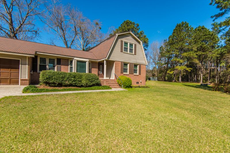 731 Haltiwanger Way, Moncks Corner, SC 29461