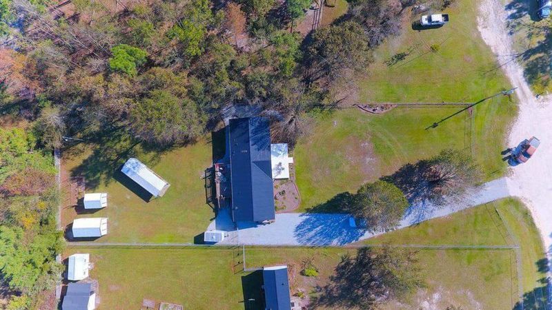 266 Albacore Rd, Bonneau, SC 29431