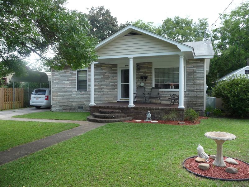 2620 Wye Ln, North Charleston, SC 29405