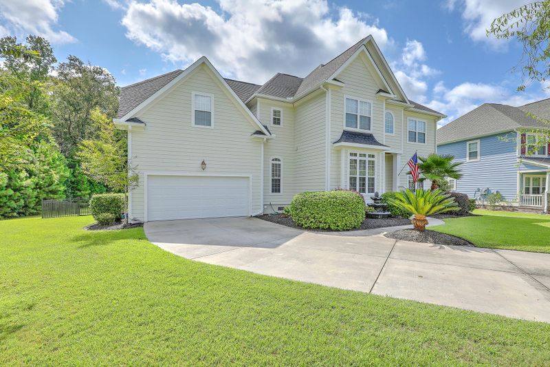 504 Marsh Walk Ct, Summerville, SC 29485