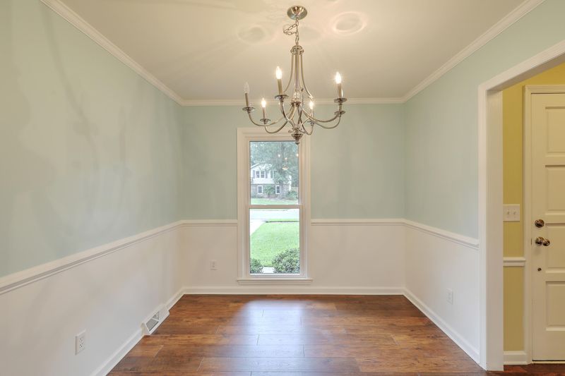 110 Fox Chase Dr, Goose Creek, SC 29445