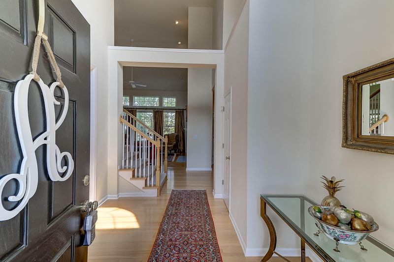 211 Oak Point Landing Dr, Mount Pleasant, SC 29464