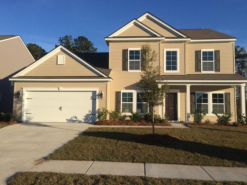 144 Firethorn Dr, Goose Creek, SC 29445