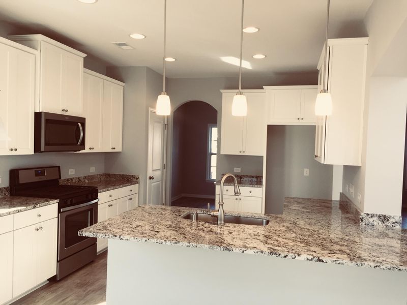 150 Firethorn Dr, Goose Creek, SC 29445