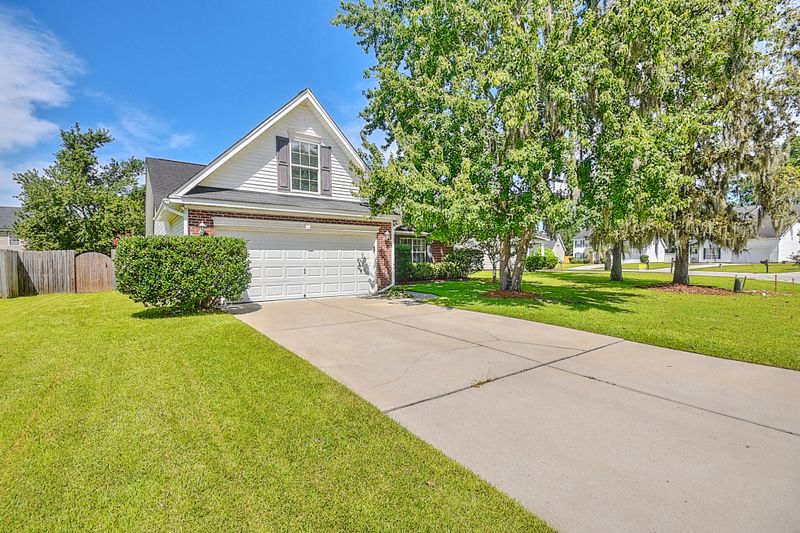 116 Hainsworth Dr, North Charleston, SC 29418