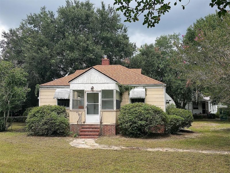 4711 Marlboro Rd, North Charleston, SC 29405
