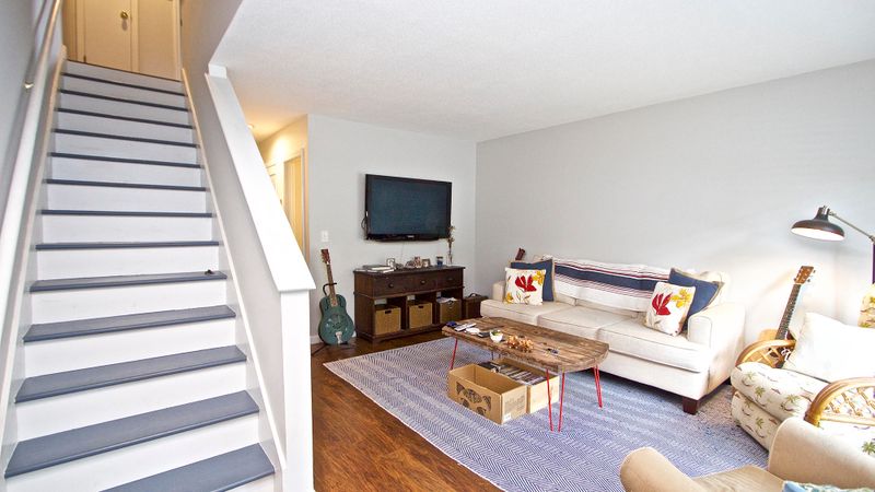 88 Ashley Hall Plantation Rd, Charleston, SC 29407