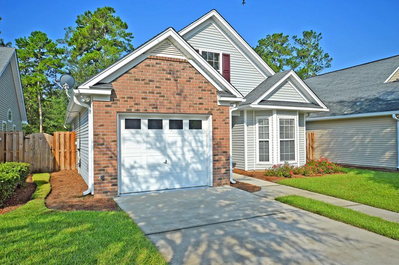 9282 Ayscough Rd, Summerville, SC 29485