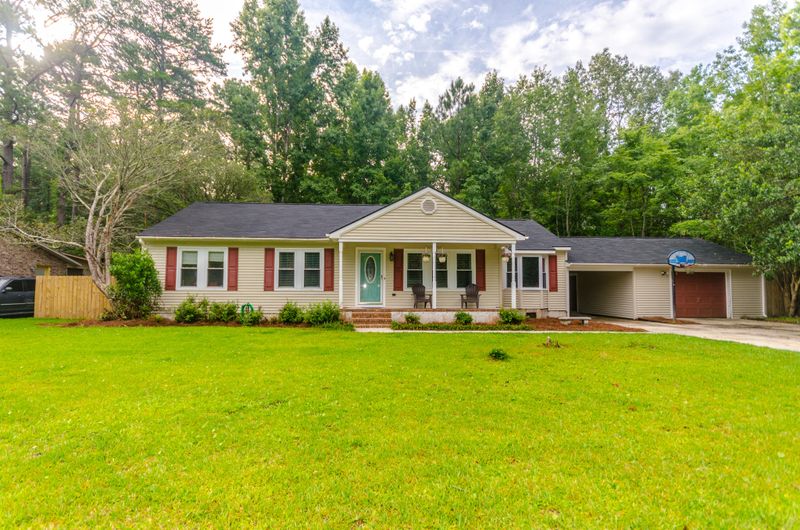 108 Sage Ln, Summerville, SC 29485