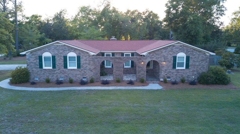 219 Walsh Dr, Pinopolis, SC 29469