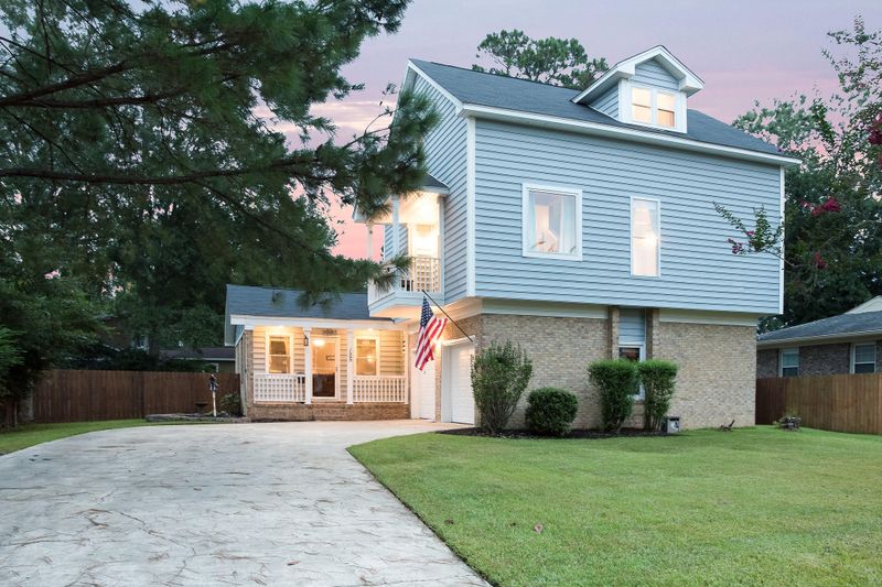 125 Limehouse Dr, Ladson, SC 29456