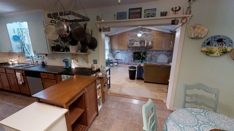 2211 S Dallerton Cir, Charleston, SC 29414