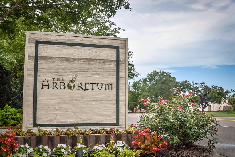 2244 Ashley Crossing Dr #327, Charleston, SC 29414