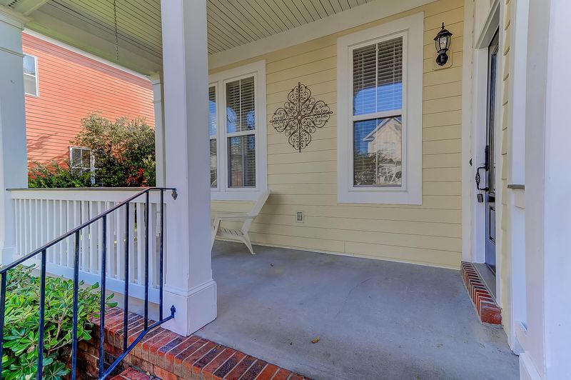 307 Hydrangea St, Summerville, SC 29483