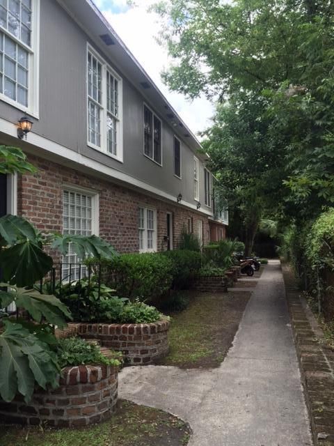 49 Pitt St, Charleston, SC 29401
