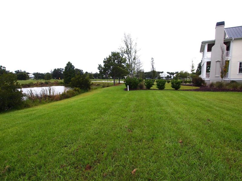 335 Lesesne St, Charleston, SC 29492