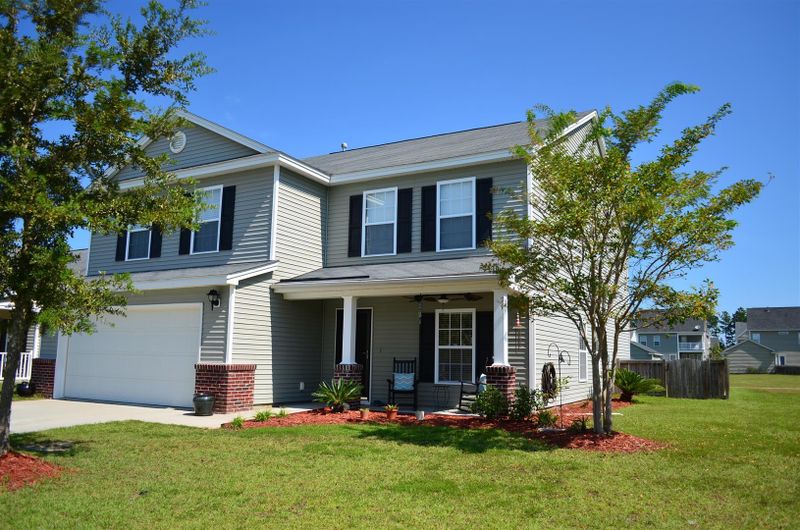 156 Decatur Dr, Summerville, SC 29483