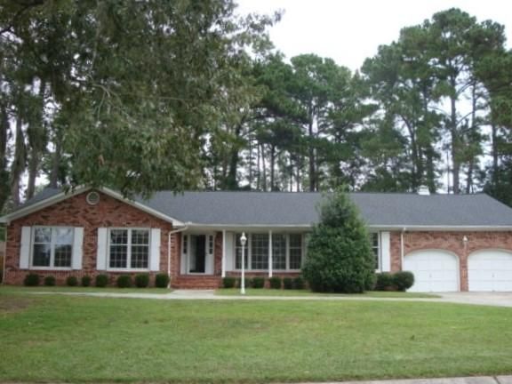 303 Fairington Dr, Summerville, SC 29485