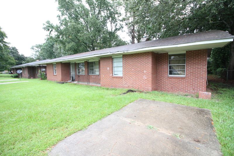 1619 Memminger Ave, Charleston, SC 29407