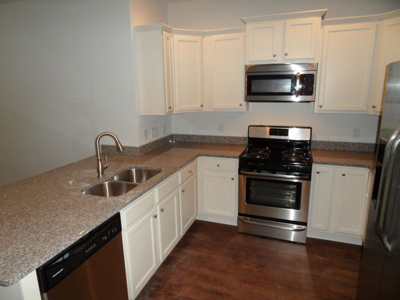 4852 Meeting Oaks Dr, Ladson, SC 29456
