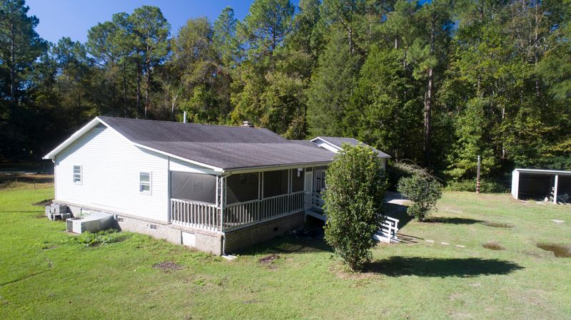 129 Sandstone Ln, Ridgeville, SC 29472