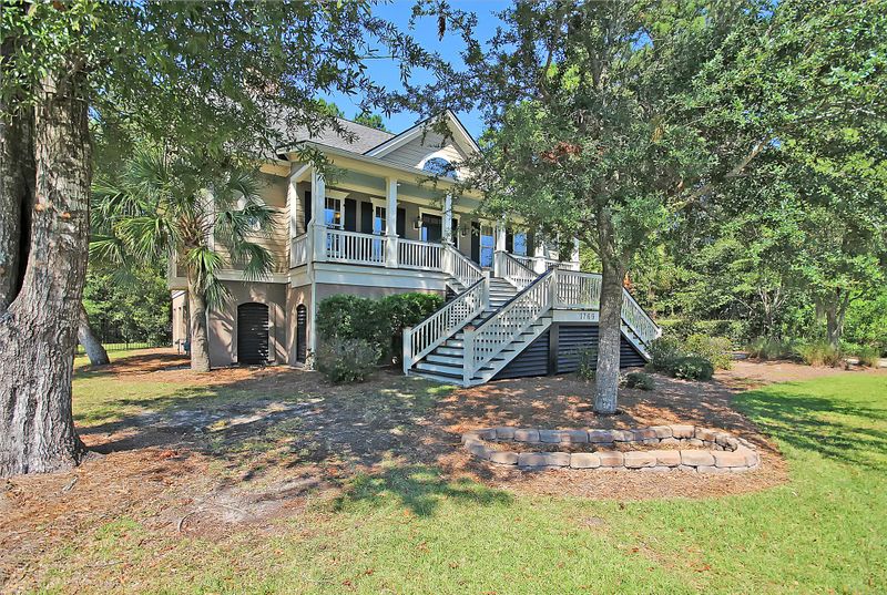 1769 W Canning Dr, Mount Pleasant, SC 29466