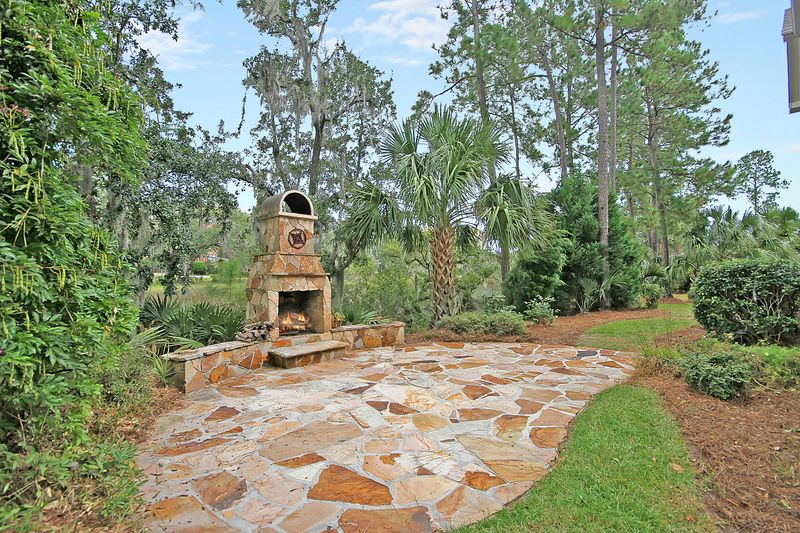 1107 Barfield St, Daniel Island, SC 29492