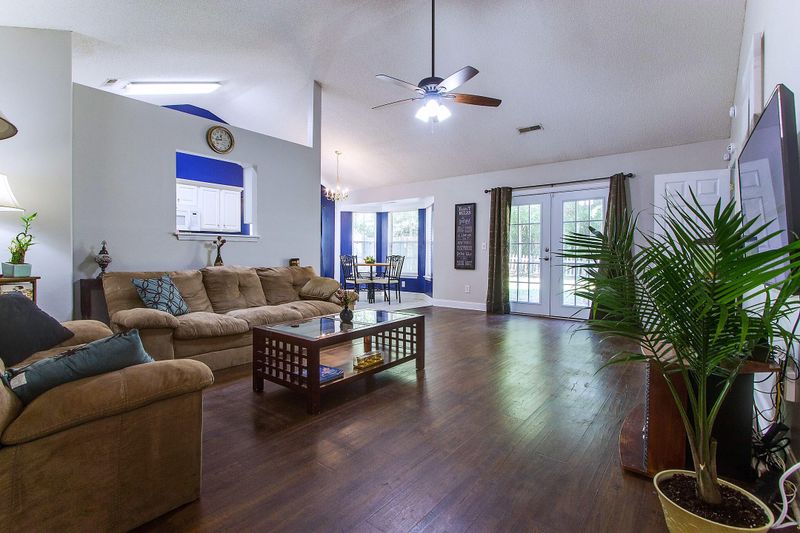 2013 Limpet Ln, Ladson, SC 29456