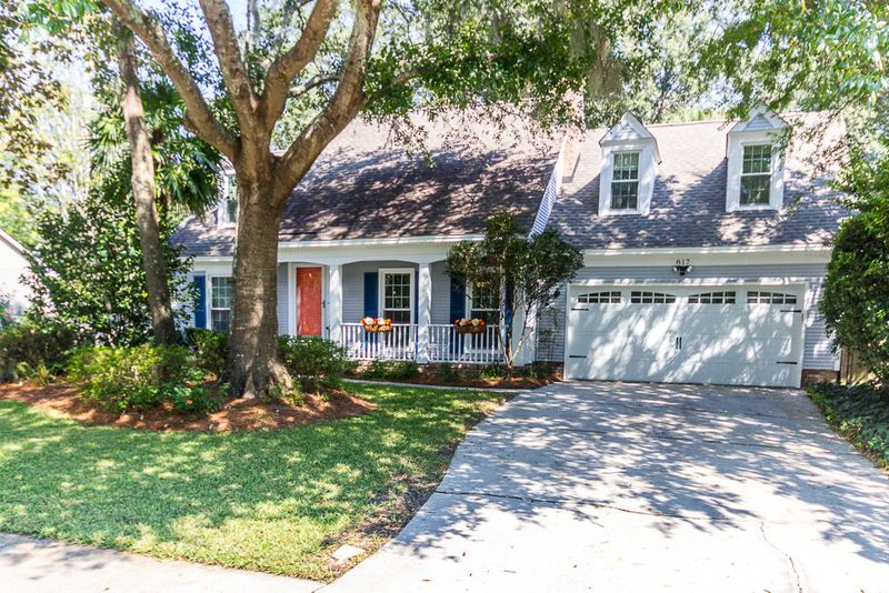 817 Essex Dr, Summerville, SC 29485