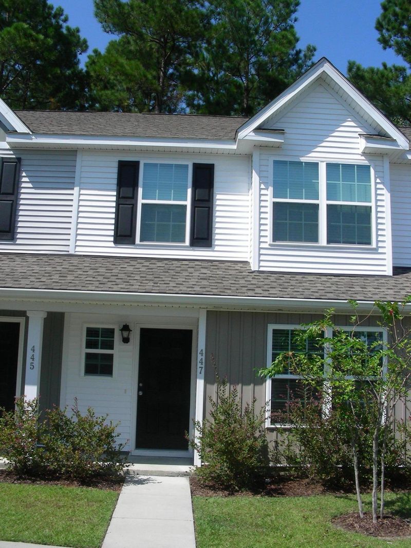447 Truman Dr, Goose Creek, SC 29445