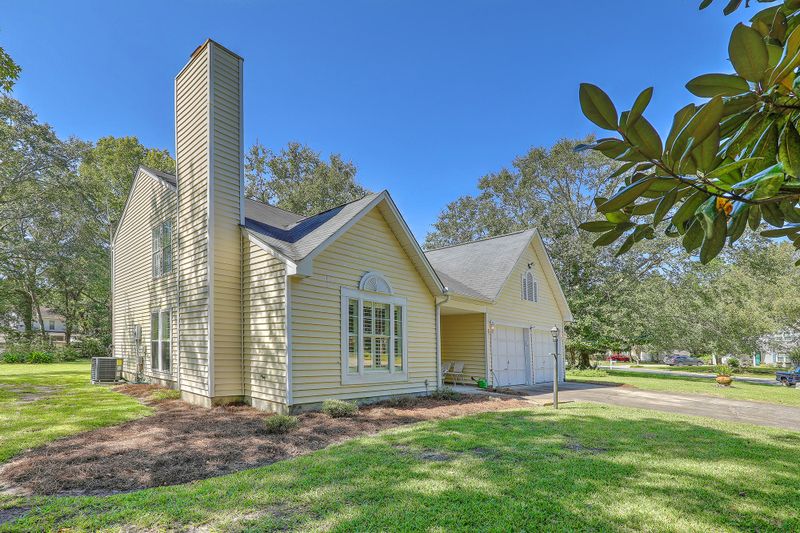 2737 Garden Creek Rd, Charleston, SC 29414