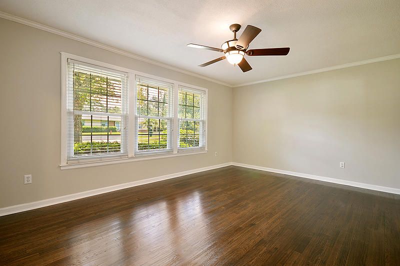 1256 Belvedere Dr, Hanahan, SC 29410
