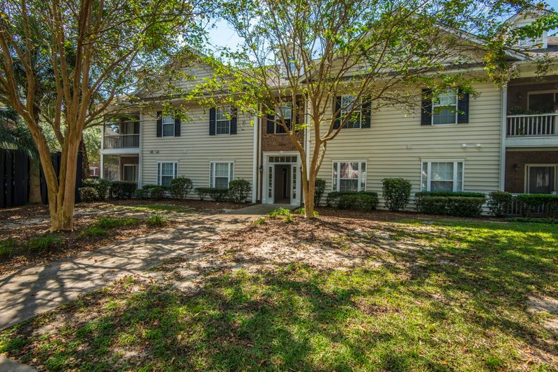 4001 Radcliffe Place Dr #2, Charleston, SC 29414