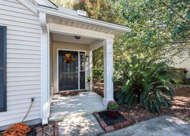 2516 Palmetto Hall Blvd, Mount Pleasant, SC 29466