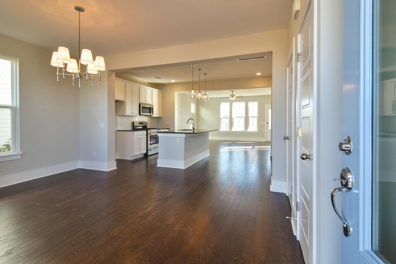 102 Clear Bend Ln, Summerville, SC 29486