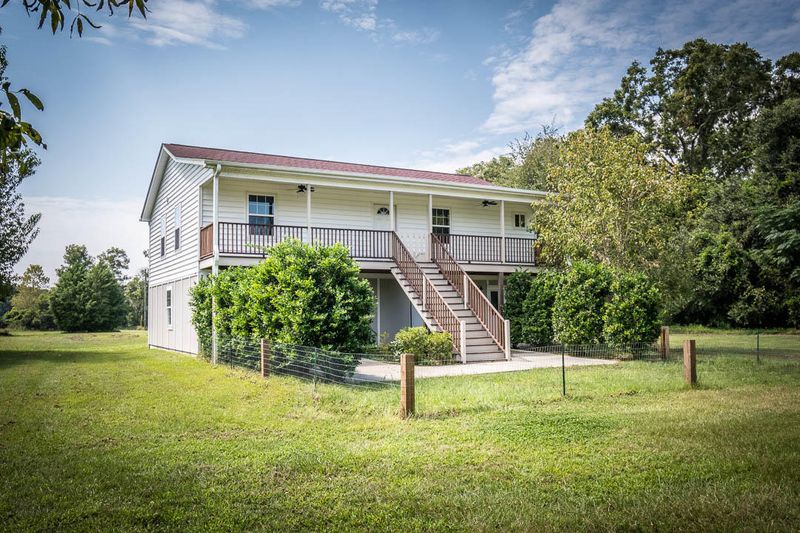 4635 Flounder Lake Dr, Meggett, SC 29449
