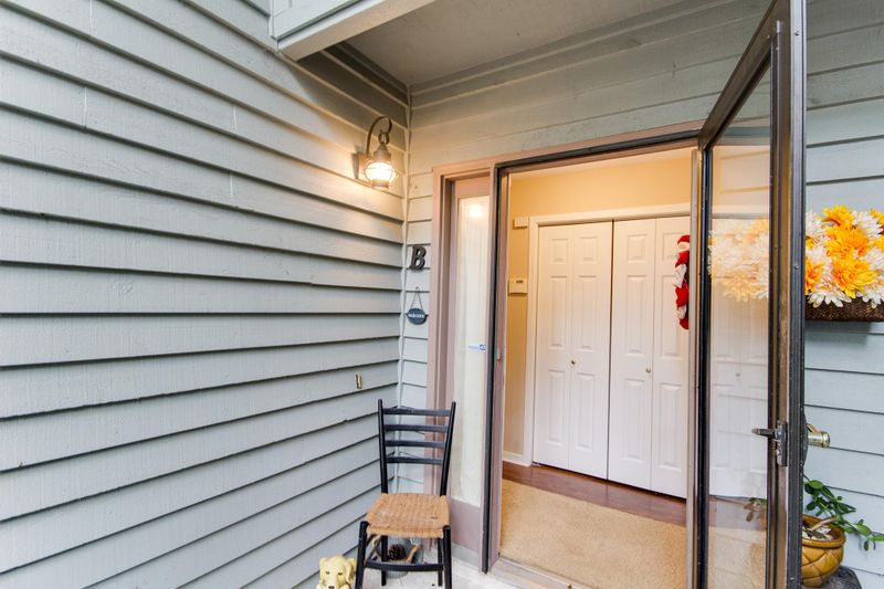 7910 Windfern #B, North Charleston, SC 29418