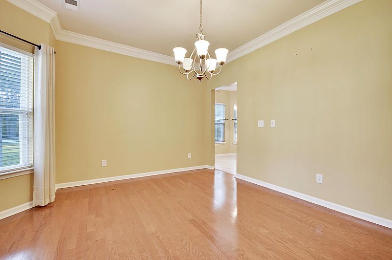 7002 Sassafras Ct, Summerville, SC 29485
