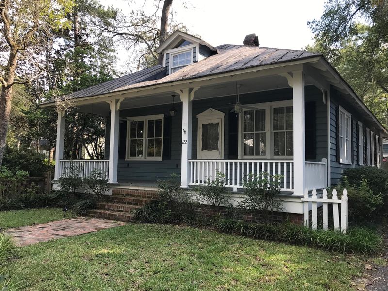 122 W 5th S St, Summerville, SC 29483