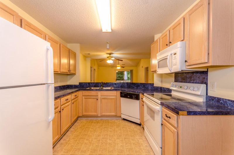 202 Hardee Ave, Summerville, SC 29485