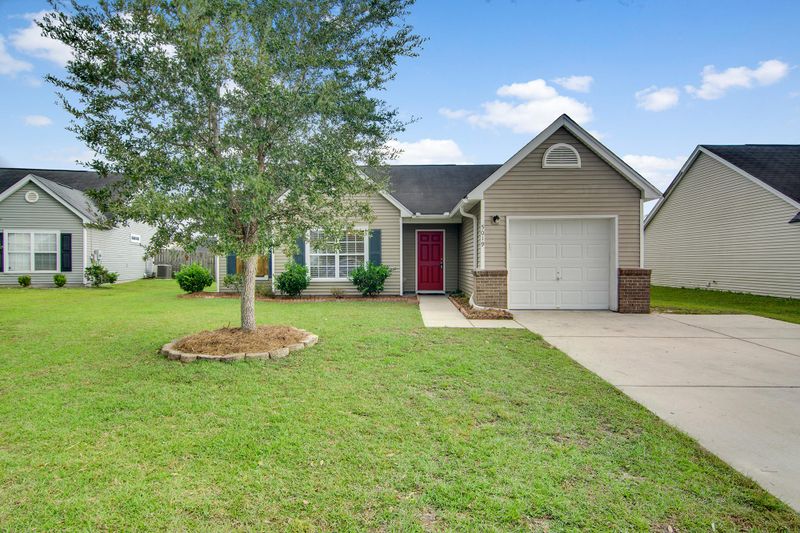 5019 Holdsworth Dr, Summerville, SC 29485