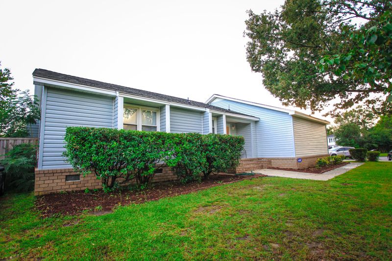 135 Westminster Blvd, Goose Creek, SC 29445