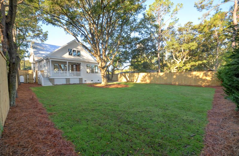 706 Simmons St, Mount Pleasant, SC 29464