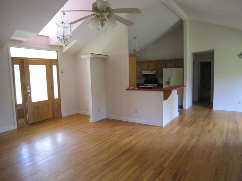 1047 College Park Rd, Summerville, SC 29483