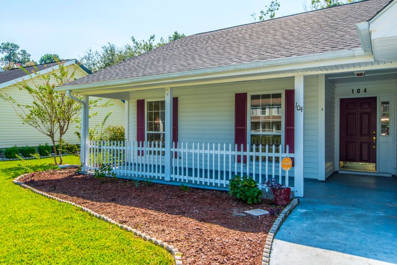 104 Hopper Dr, Summerville, SC 29483