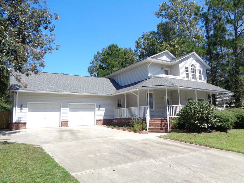 1303 Limetree Ln, Moncks Corner, SC 29461