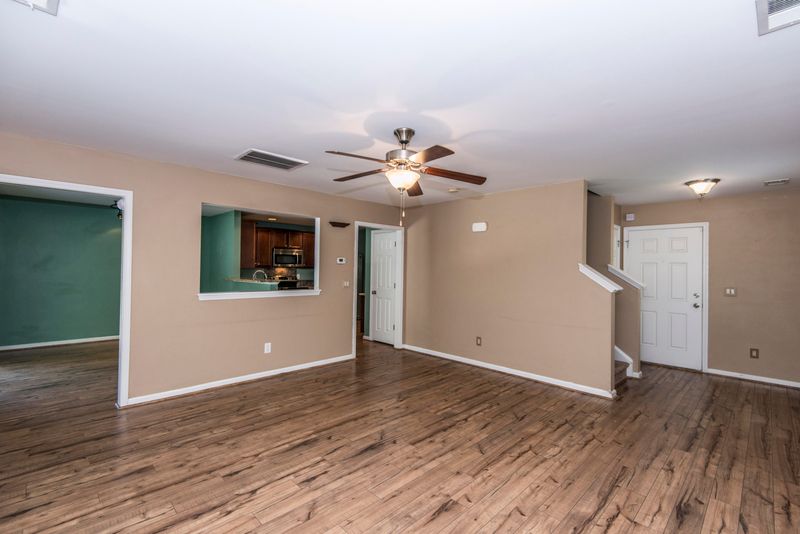 228 Island Green Rd, Goose Creek, SC 29445