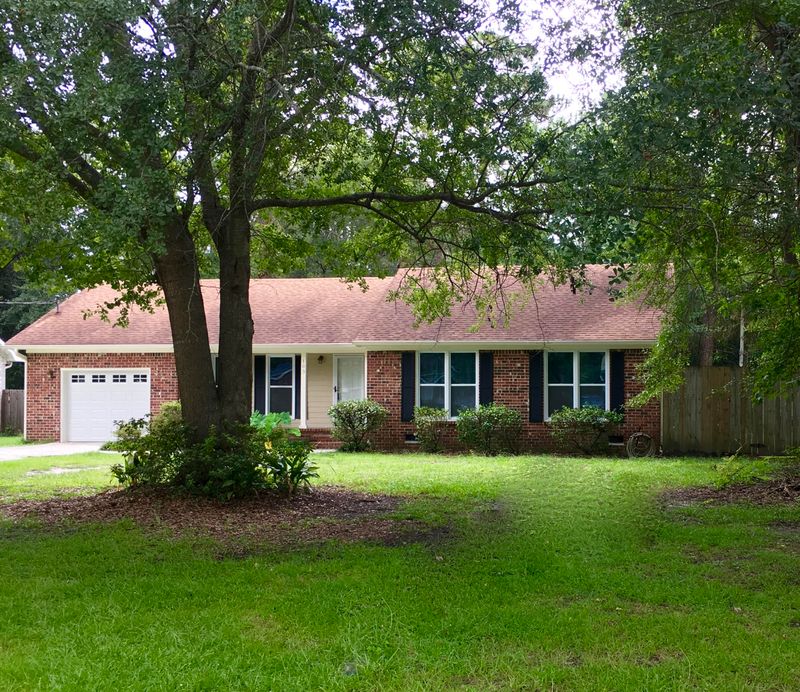 103 Donna Dr, Summerville, SC 29483