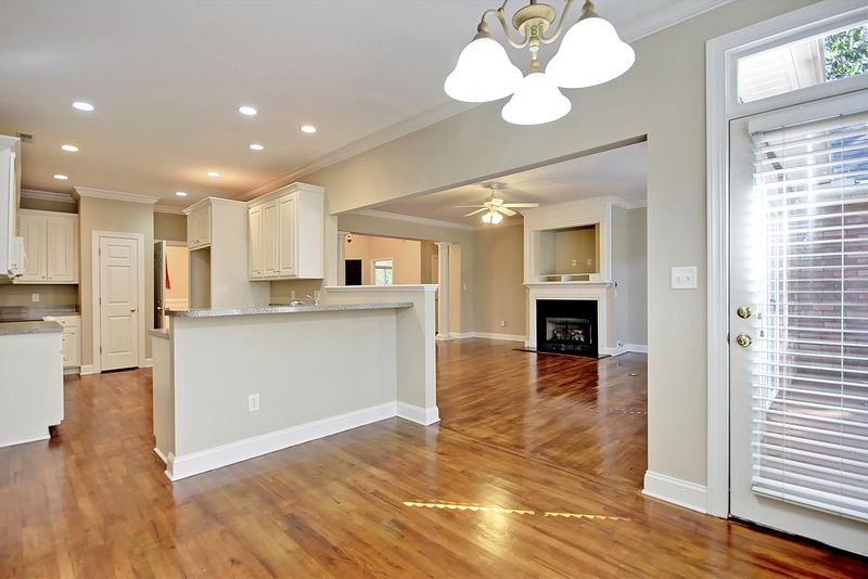 100 Horncastle Pl, Goose Creek, SC 29445