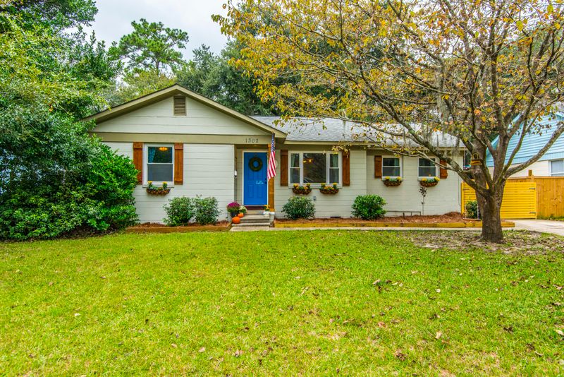 1302 Bexley St, North Charleston, SC 29405